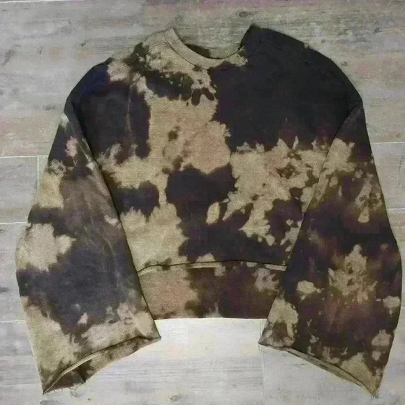 No Comment Reverse Tie Dye Cropped Sweatshirt - Picture 7 of 8